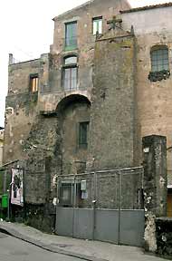 Convento dei Cappuccini, contrafforti