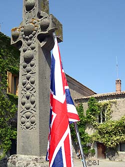 Ducea di Nelson, croce celtica e bandiera inglese