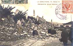 Cartolina dell'epoca: "La catastrofe di Messina - Panorama delle rovine""