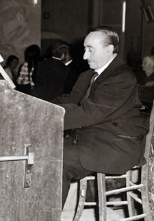 Vincenzo Minissale, maestgro di musica e direttore della Banda Citt di Bronte