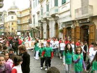 Bronte, Olimpiadi studentesche, la sfilata 